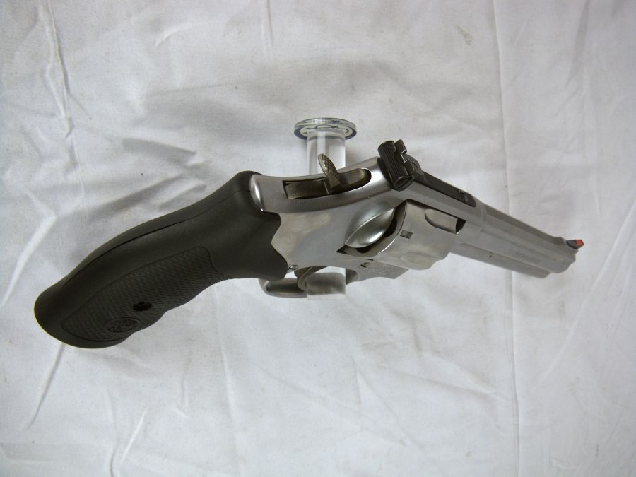 Smith & Wesson Model 686 .357 Mag 6" Stainless NEW-img-4